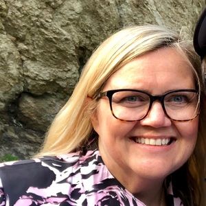 Meet your Posher, Linda